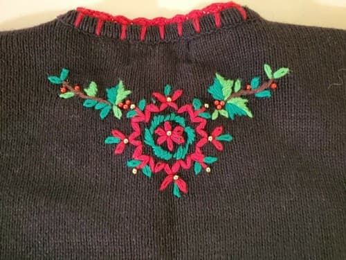 Christmas Sweater from Designers Originals Studio. Size Small P/M. Black sweater - Thumbnail 8