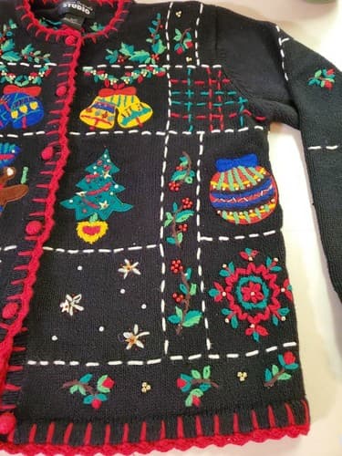 Christmas Sweater from Designers Originals Studio. Size Small P/M. Black sweater - Thumbnail 7