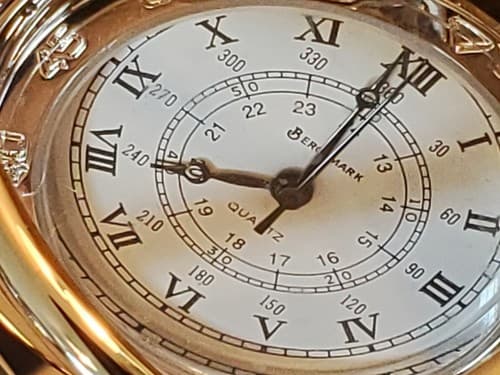 BENCHMARK The Silver Celestial Quartz Clock. Gyro-rotating. CISCO branded. NEW - Thumbnail 4