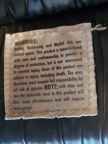 TITLE BOXING Classic Red Gloves. Adult Size, Genuine Leather Padded Gloves - Thumbnail 6