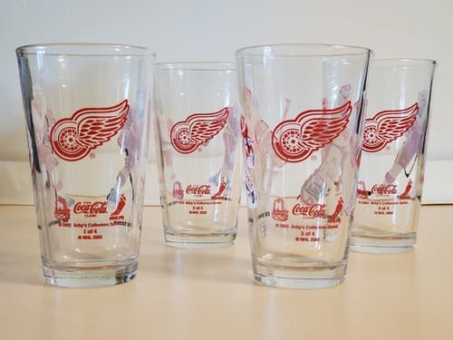 NHL Detroit Red Wings 2002 NEW Pint Glasses Set of 4. Arby's Collectors - Thumbnail 11