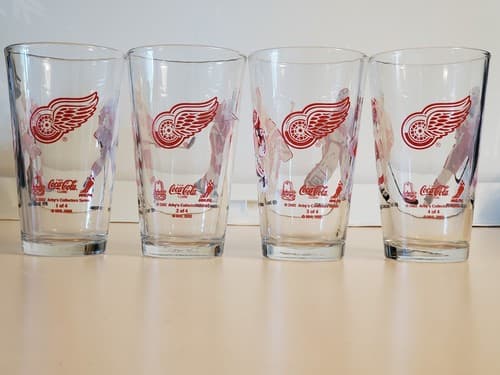 NHL Detroit Red Wings 2002 NEW Pint Glasses Set of 4. Arby's Collectors - Thumbnail 2