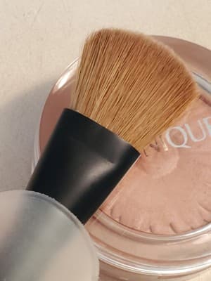 GIORGIO ARMANI Travel Blender Brush Blush Contour NEW Bundle Clinique 5 Nude Pop - Thumbnail 3