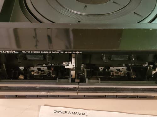 Realistic Clarinette 124 AM/FM Stereo dubbing 2-cassette music system+ turntable - Thumbnail 7