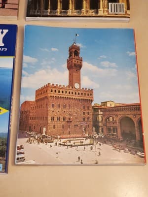 (6) LOT - ITALY Travel Books a.Ancient Rome b.Vatican City c.Rome + Vatican d.Pa - Thumbnail 22