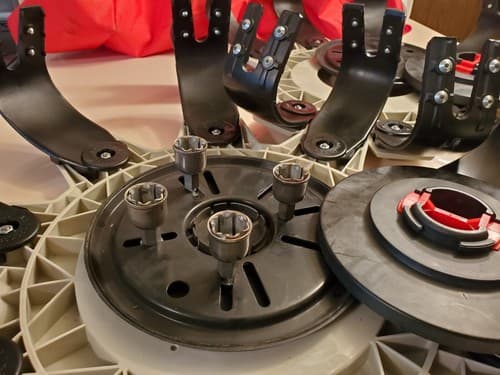 SPIKES-SPIDER Winter Snow Tire Traction Assist Device MODEL 92.021 Made in Switz - Thumbnail 9