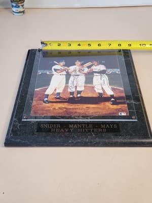 MLB Dual Auto 8x10 photo MICKEY MANTLE, WILLIE MAYS. Wood Plaque 11×13 w Glass - Thumbnail 17