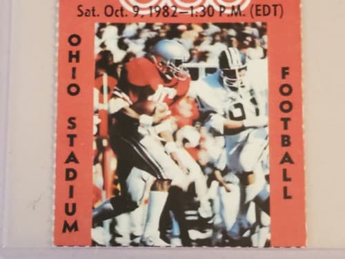 1982 NCAA Ohio State University ticket stub. OCT 9 82 v Wisconsin. MIKE TOMCZAK - Thumbnail 5