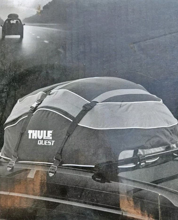THULE QUEST Sweden 846 Rooftop Bag Car Cargo Carrier Holds 13 Cubic Feet PREMIUM - Thumbnail 3