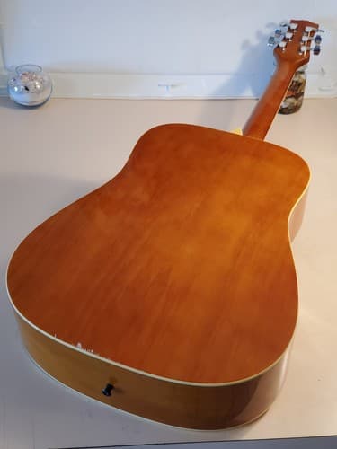 SILVERTONE Pro Series Acoustic Guitar #SD3000PKN. 6 string Dreadnought Mahogany - Thumbnail 2