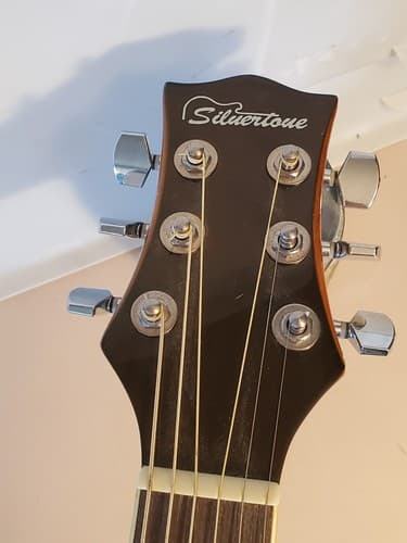 SILVERTONE Pro Series Acoustic Guitar #SD3000PKN. 6 string Dreadnought Mahogany - Thumbnail 3