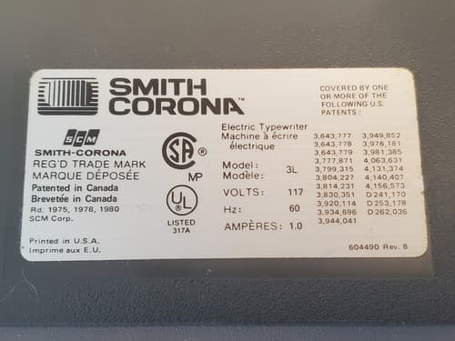 SMITH CORONA Electra XT 3L Electric Typewriter. Powered Correction, hard case. - Thumbnail 12