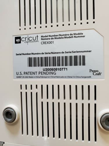 CRICUT Expression CREX001Personal Electronic Cutter w/ 2 Cartridges. Nice set. - Thumbnail 11