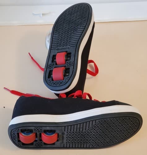 HEELYS 770494 HX2 Jazzy YOUTH 5 Roller Skate shoes, black red. 2x2 wheels. Used - Thumbnail 10