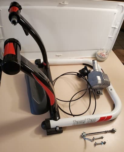 TRAVEL TRAC Fluid + Indoor Bike Trainer 40-0346. Progressive internal flywheel - Thumbnail 12