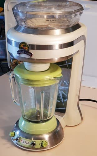 MARGARITAVILLE DM1000 Frozen Concoction Maker Blender by Sunbeam. Shave n Blend - Thumbnail 3