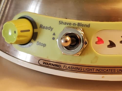 MARGARITAVILLE DM1000 Frozen Concoction Maker Blender by Sunbeam. Shave n Blend - Thumbnail 4