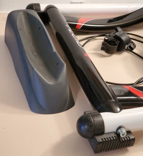 TRAVEL TRAC Fluid + Indoor Bike Trainer 40-0346. Progressive internal flywheel - Thumbnail 4