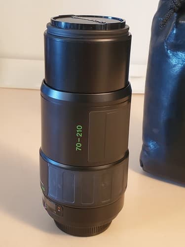 OLYMPUS Lens AF Zoom 70-210mm #1103032. 2 lens caps and leather bag. Japan. NICE - Thumbnail 3