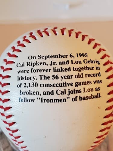 Baseball - FOTOBALL Ironmen Gehrig Ripken (1999) Record Breakers. Sig and photos - Thumbnail 2