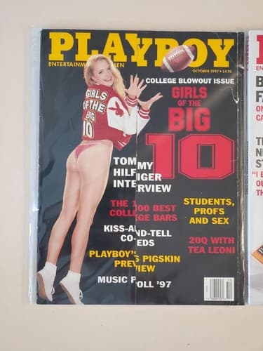PLAYBOY Magazine 1997 Oct Nov. Girls of Big 10, Suzen Johnson. Collectible issue - Thumbnail 3