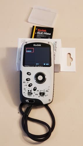 KODAK Playsport ZX3 Waterproof HD Digital Video Camera 1080p. EIS F2.8 5.54mm. - Thumbnail 11