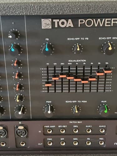 TOA Powered Mixer MX-106. Six input channels 120 Watts into 8 ohms. Tested works - Thumbnail 9