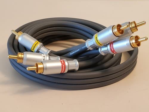 Stereo RCA Cable LOT OF TWO. a.RADIO SHACK Prem Gold 6ft RWY. b.Challenger-2 3ft - Thumbnail 13