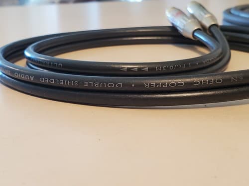 Stereo RCA Cable LOT OF TWO. a.RADIO SHACK Prem Gold 6ft RWY. b.Challenger-2 3ft - Thumbnail 5