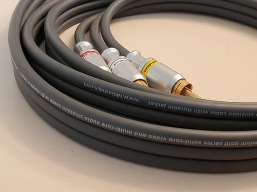 Stereo RCA Cable LOT OF TWO. a.RADIO SHACK Prem Gold 6ft RWY. b.Challenger-2 3ft - Thumbnail 9