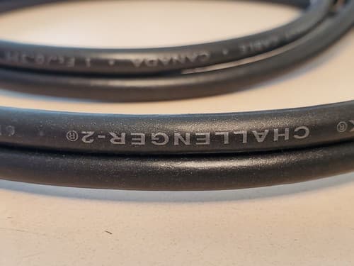 Stereo RCA Cable LOT OF TWO. a.RADIO SHACK Prem Gold 6ft RWY. b.Challenger-2 3ft - Thumbnail 8