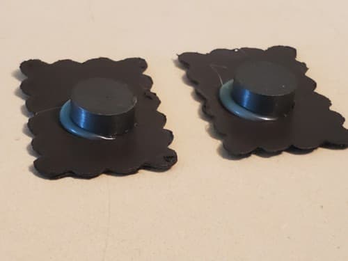 Vtg NFL Chicago Bears frige Magnet LOT OF 2 Mini portrait JIM MCMAHON + MONSTERS - Thumbnail 5