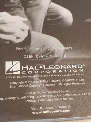 Guitar Signature Licks THE BEACH BOYS (2002) Song Sheet w CD by Hal Leonard Corp - Thumbnail 5