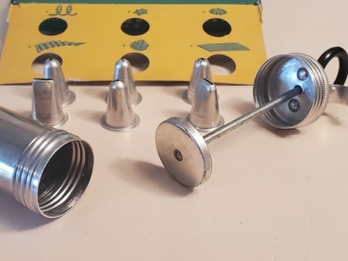 Vtg MIRRO Decorator Set Model FD522. Decorate party cakes cookies, fill eclairs - Thumbnail 6