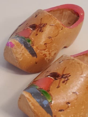 CURACAO WOODEN SHOES 4.5" Miniature. Hand Painted Windmills 'Curaçao' on side - Thumbnail 8