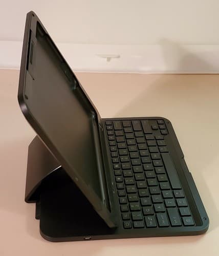 Rocketfish Capsule Keyboard Case RF-iCAP23 for Apple iPad 3rd Generation. - Thumbnail 2