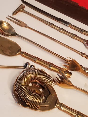 Vtg BRONZE BARTENDER KIT TEAK WOOD Box w knife, jigger bottle opener ++ Thailand - Thumbnail 10