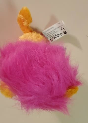 Hatchimals Gryphon Lion Plush. Pink and orange with wings. - Thumbnail 5