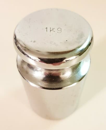 Stainless steel Scale Weight 1Kg. Calibration Weight Scale 1000Gm Capacity 1 Kg. - Thumbnail 3