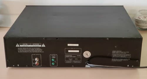 Kenwood DP-R892 5 CD Carousel Compact Disc Player. PARTS REPAIR, SOLD AS IS. - Thumbnail 3