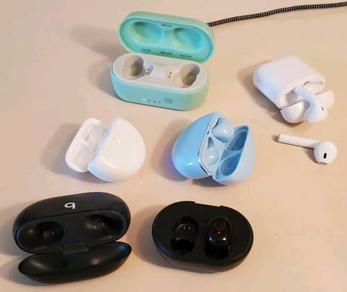 Misc Earbuds & Charge Case LOT OF 6. Incomplete Parts Lot. Bundle - Thumbnail 2