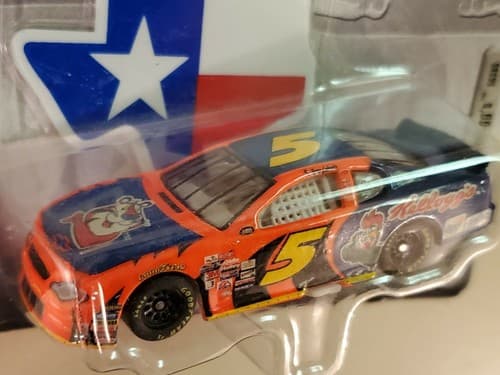 Hot Wheels Racing 2001 Texas #5 Terry Labonte, Pit Board Kellogg's NEW Sealed - Image 1