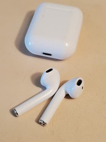 Misc Earbuds & Charge Case LOT OF 6. Incomplete Parts Lot. Bundle - Thumbnail 18