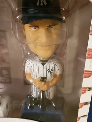 PlayMakers by Upper Deck Yankees Special Ed. 3 Bobbleheads 2002 Jeter Giambi NEW - Thumbnail 8