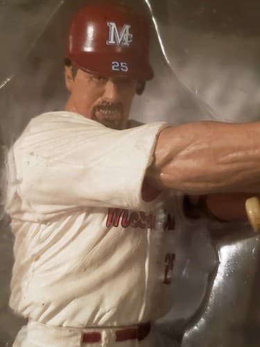 McFarlane Big League Challenge Manny Ramirez & Mark McGwire. 2000 Series 1. NEW - Image 1