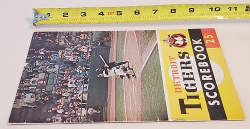 1966 MLB Detroit Tigers Official Scorebook at Tiger Stadium Unscored-Cleveland - Thumbnail 12