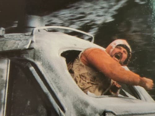 Laserdisc Movie - Runaway Train - Jon Voight - TWO DISCS. Used, excellent cond - Thumbnail 5