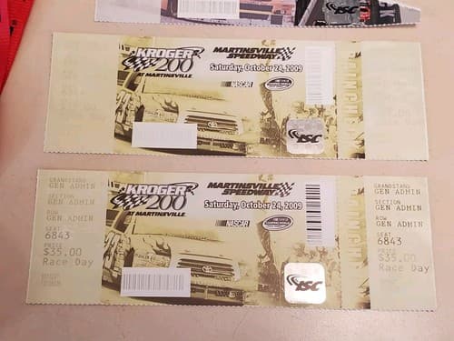 2009 NASCAR Tums 500 at Martinsville Ticket Stubs ×2 + Kroger 200 tixs ×2 + Lany - Thumbnail 3