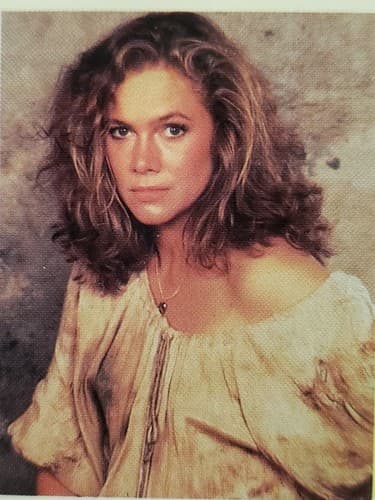 Laserdisc Movie - Romancing The Stone - Michael Douglas. Used, excellent cond - Thumbnail 4