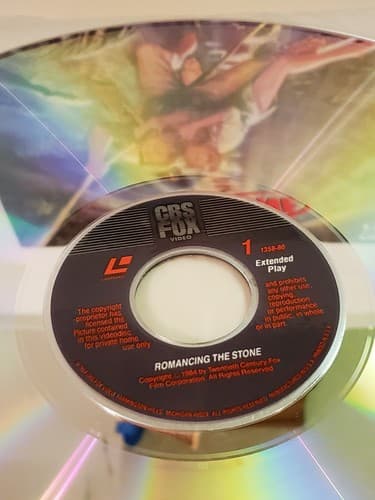 Laserdisc Movie - Romancing The Stone - Michael Douglas. Used, excellent cond - Thumbnail 9